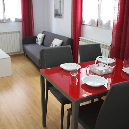 Apartamentos San Lazaro Ezcaray Exteriör bild