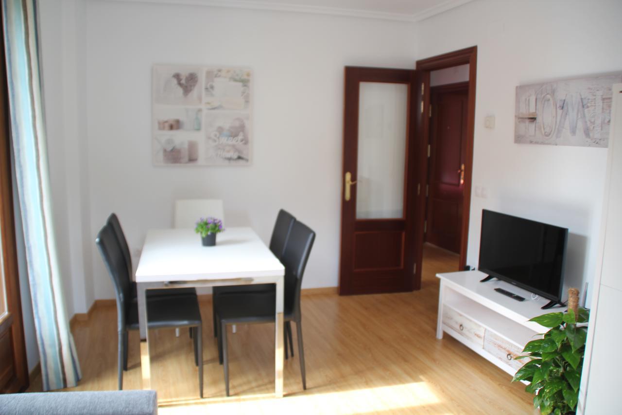 Apartamentos San Lazaro Ezcaray Exteriör bild