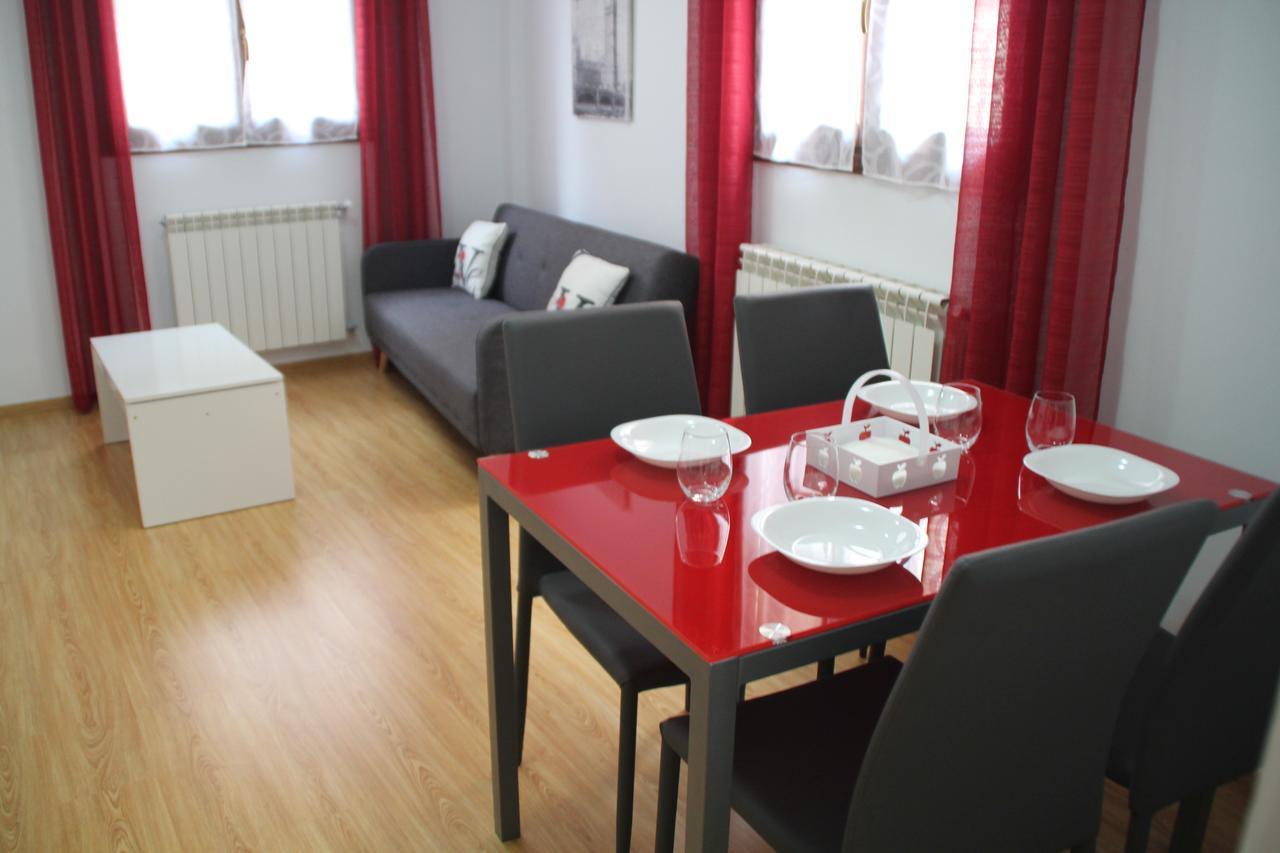 Apartamentos San Lazaro Ezcaray Exteriör bild