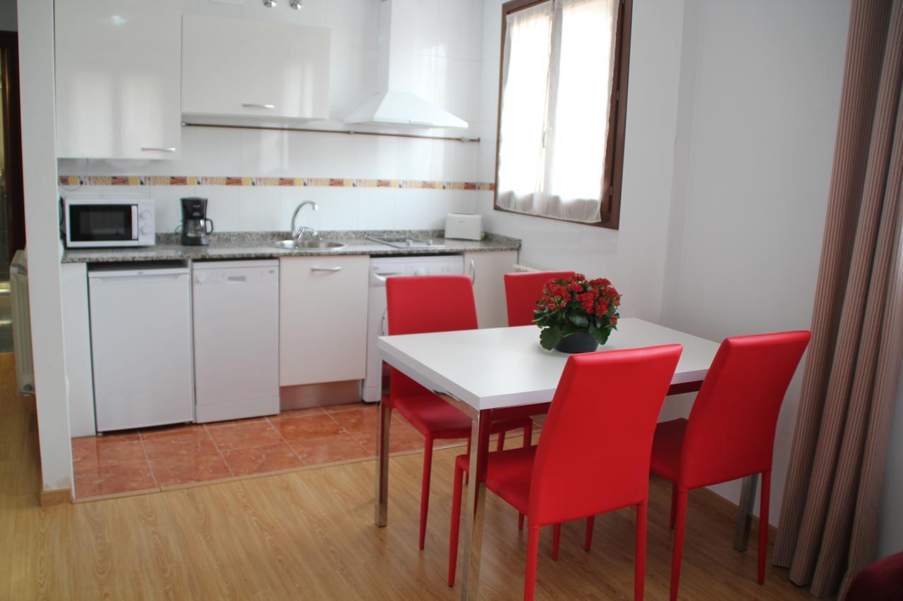 Apartamentos San Lazaro Ezcaray Exteriör bild